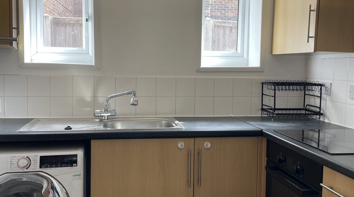 2 bedroom house in plaistow